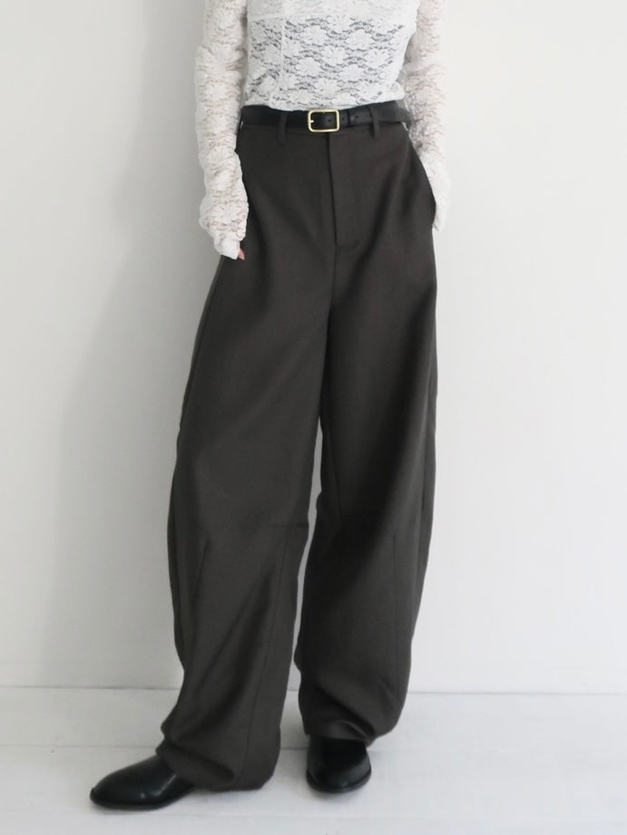 curve tuck pants – miies miim