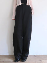 【阪急うめだ本店 POP UP】 curb tuck pants