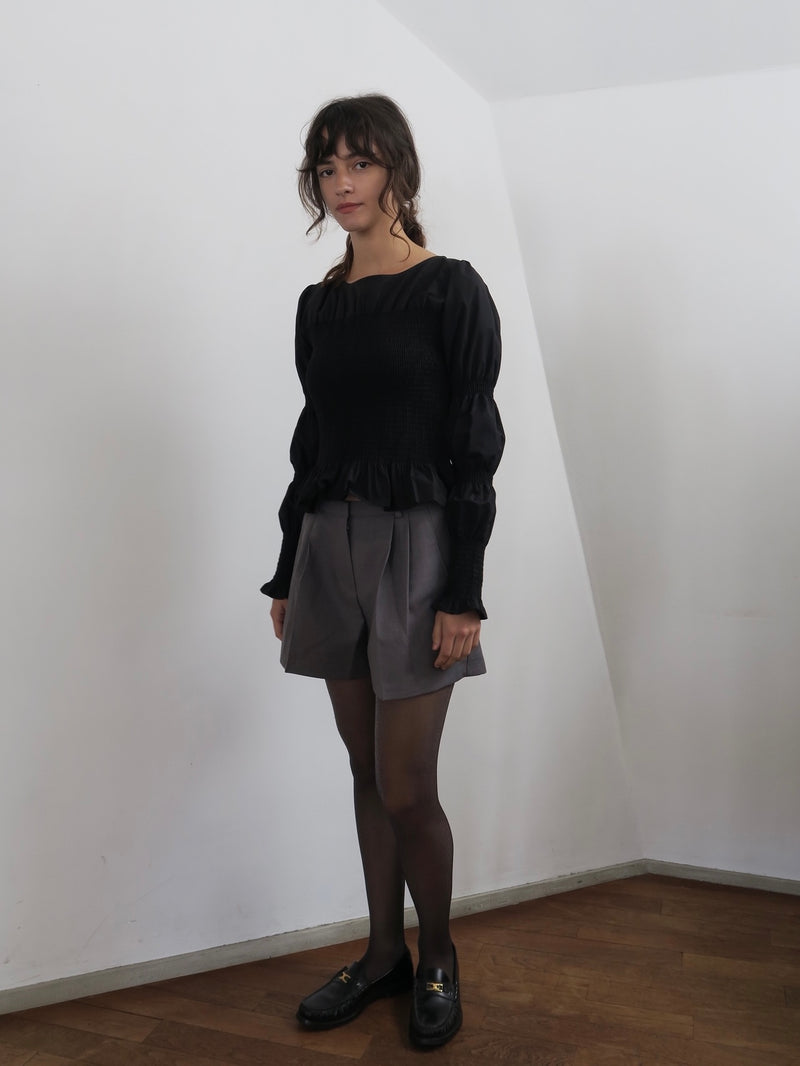 【阪急うめだ本店 POP UP】onion gather design blouse（black）