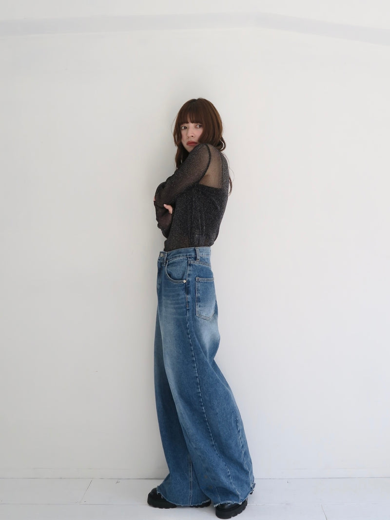 taf cutting denim
