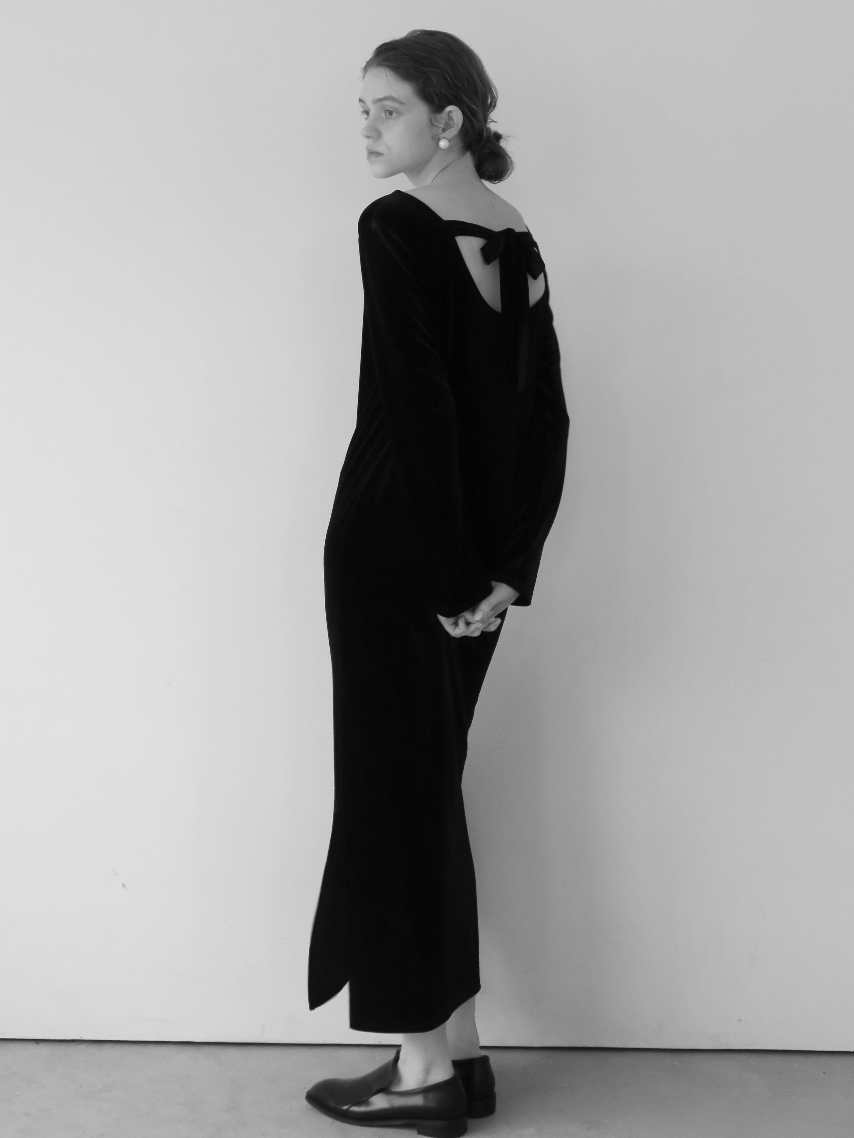 ワンピース miiesmiim BACK RIBBON VELOUR DRESS back ribbon velour dress – miies miim