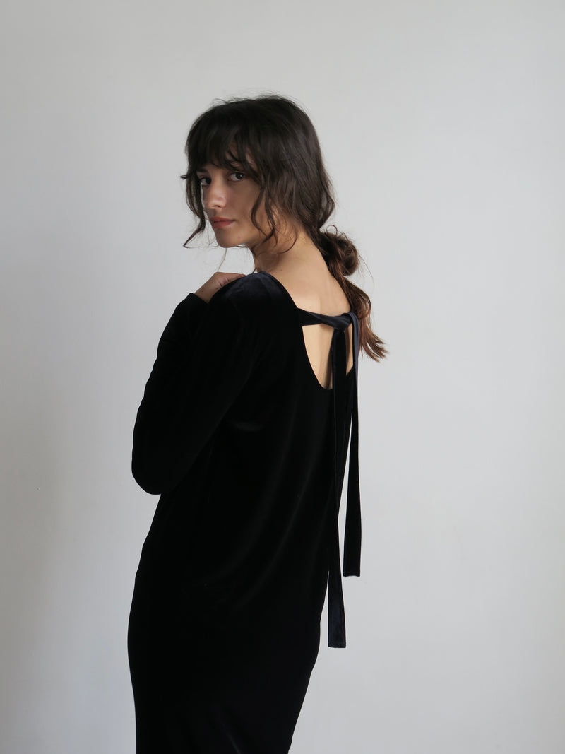 【阪急うめだ本店 POP UP】 back ribbon velour dress