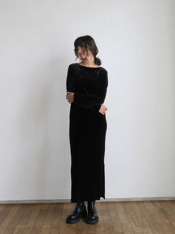 【阪急うめだ本店 POP UP】 back ribbon velour dress