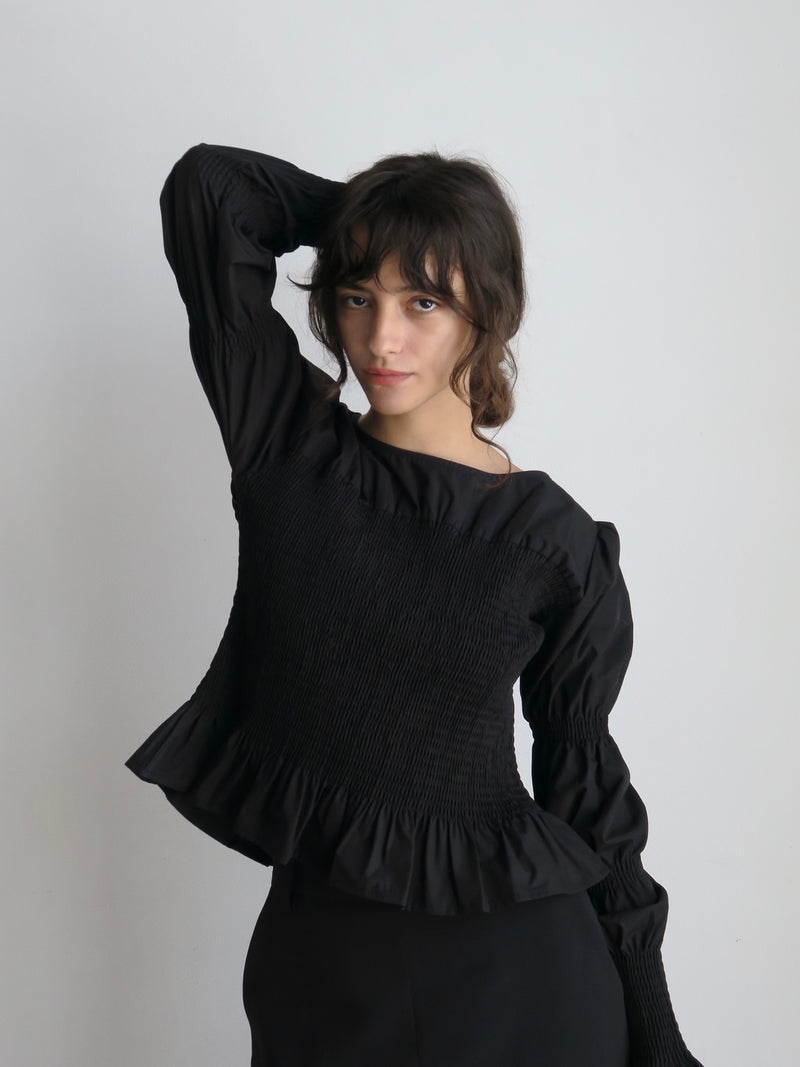 【阪急うめだ本店 POP UP】onion gather design blouse（black）