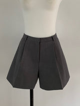 【阪急うめだ本店 POP UP】 tuck short pants（grey）