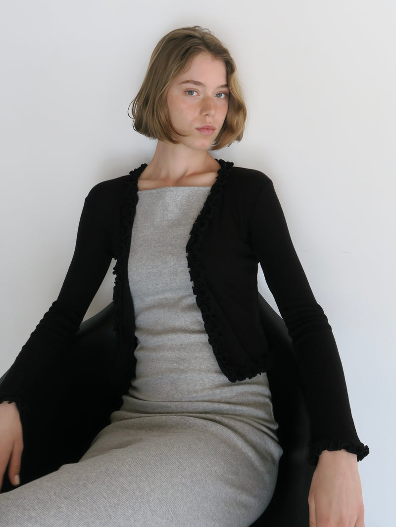 FRILLS TIGHT CARDIGAN