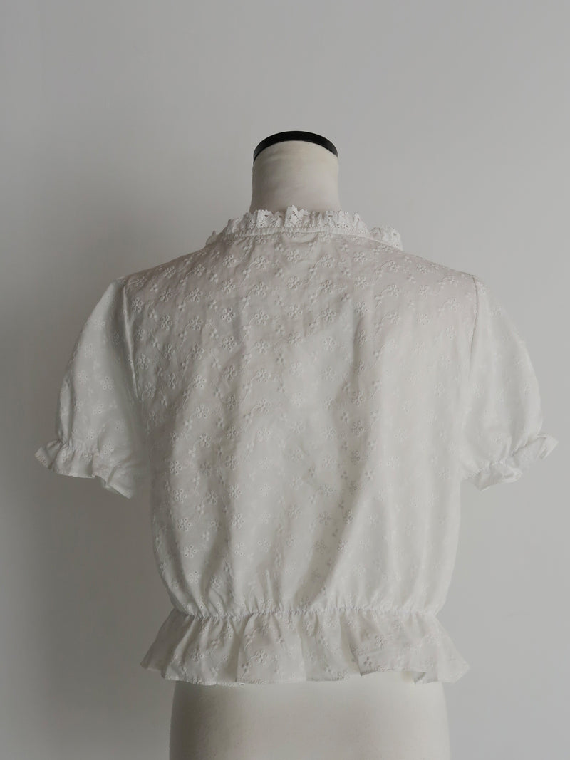 PUFF SLEEVE LACY BLOUSE