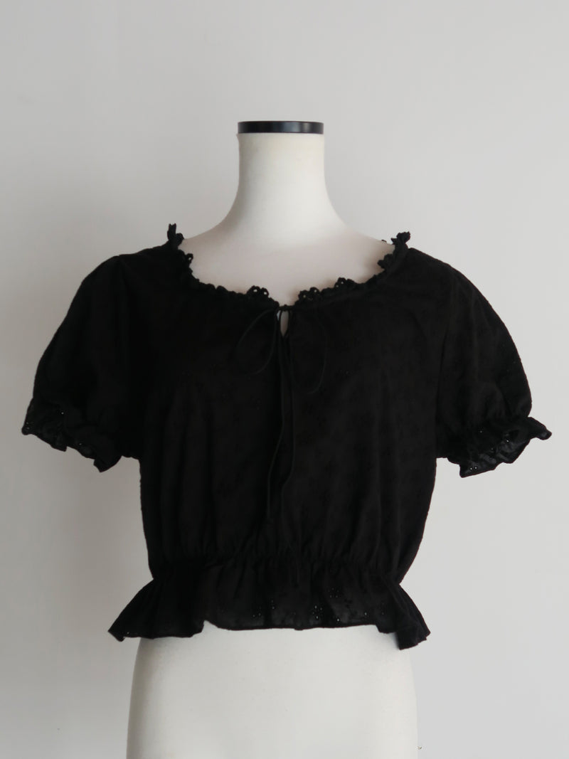 PUFF SLEEVE LACY BLOUSE