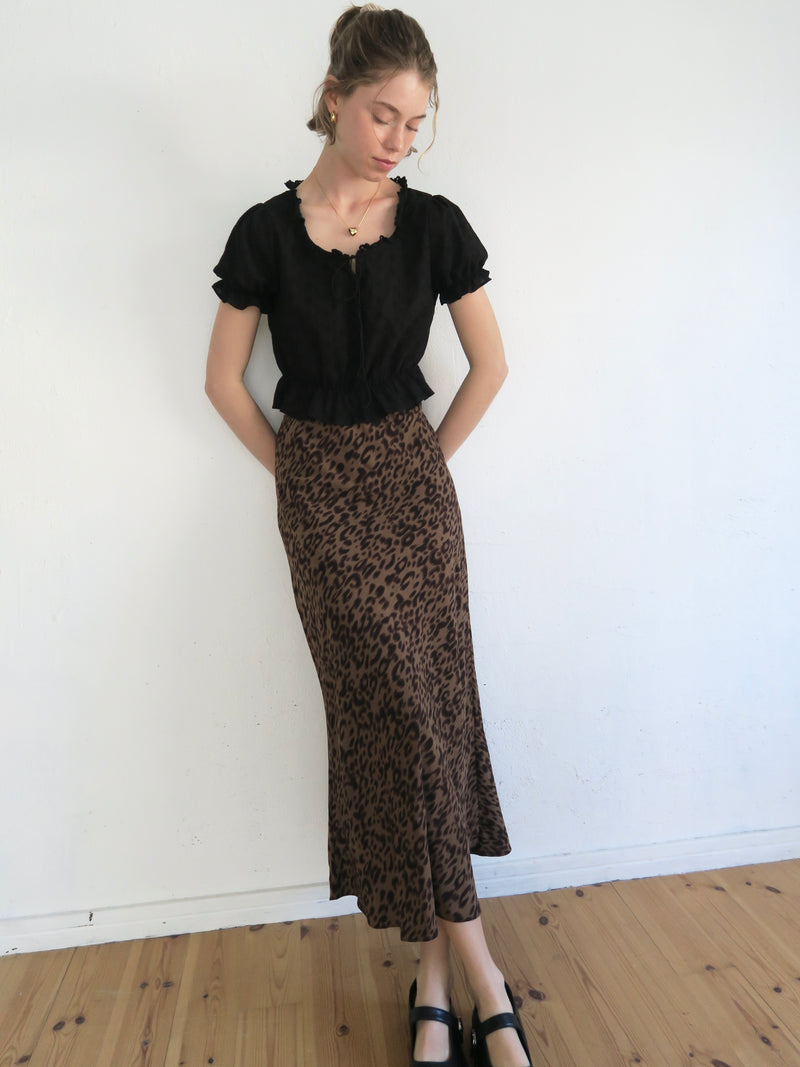 PUFF SLEEVE LACY BLOUSE