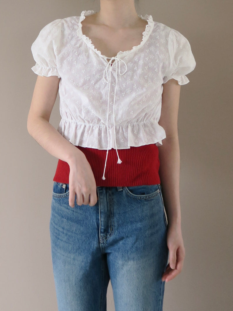 PUFF SLEEVE LACY BLOUSE