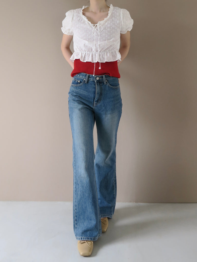 PUFF SLEEVE LACY BLOUSE